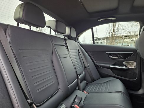 Used 2025 Mercedes-Benz C 300 4MATIC Sedan image 26
