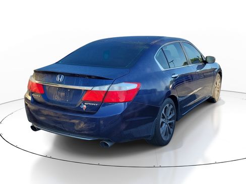 Used 2015 Honda Accord Sport image 6