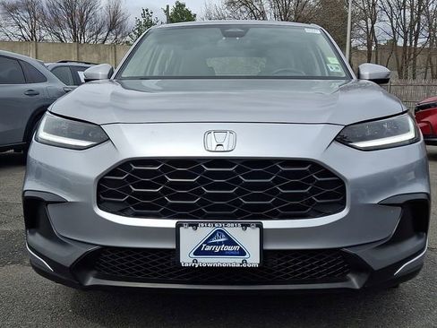 Certified 2023 Honda HR-V LX image 2