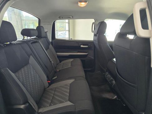 Used 2018 Toyota Tundra SR5 AWD/4WD image 39