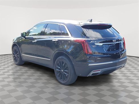 Certified 2022 Cadillac XT5 Premium Luxury w/ Technology Package image 4
