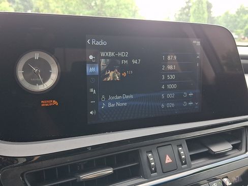 Certified 2022 Lexus ES 350 w/ Premium Package FWD image 18
