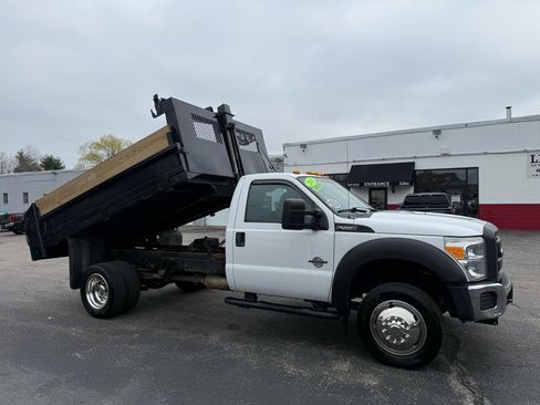 Used 2015 Ford F550 4x4 Regular Cab Super Duty image 14