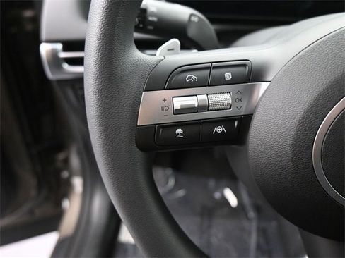 New 2026 Hyundai Tucson SEL image 17