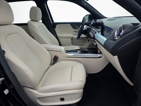 New 2026 Mercedes-Benz GLB 250 4MATIC image 28