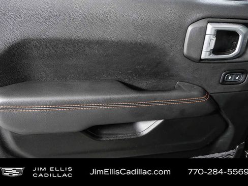 Used 2021 Jeep Gladiator Mojave image 6