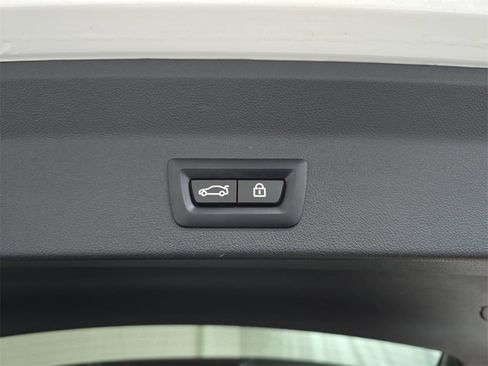 Used 2022 BMW X3 xDrive30i w/ Premium Package 2 image 16