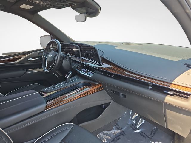 Certified 2024 Cadillac Escalade Premium Luxury AWD/4WD image 43