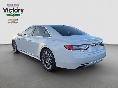 Used 2017 Lincoln Continental Reserve w/ Luxury Package image 4