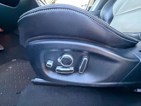 Used 2019 Jaguar F-PACE R-Sport image 12