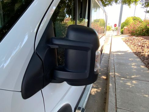 Used 2025 RAM ProMaster 2500 w/ U-Haul Equipment Group FWD image 15