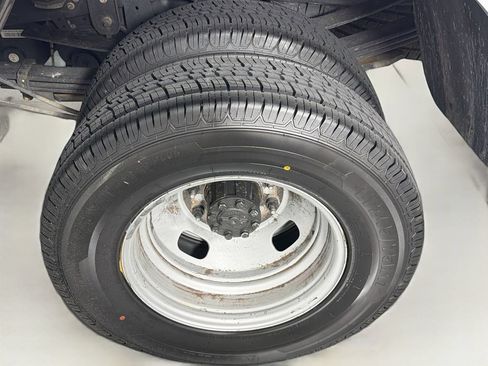 Used 2022 Ford F350 XLT AWD/4WD image 32