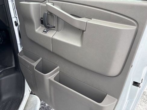 Used 2024 Chevrolet Express 2500 w/ Driver Convenience Package image 22