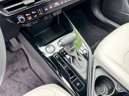 New 2025 Kia Niro EX image 21