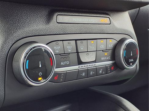 Used 2025 Ford Escape ST-Line w/ Cold Weather Package image 24