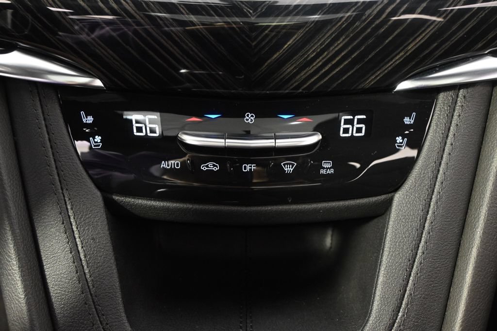 Used 2024 Cadillac XT6 Premium Luxury AWD/4WD image 31