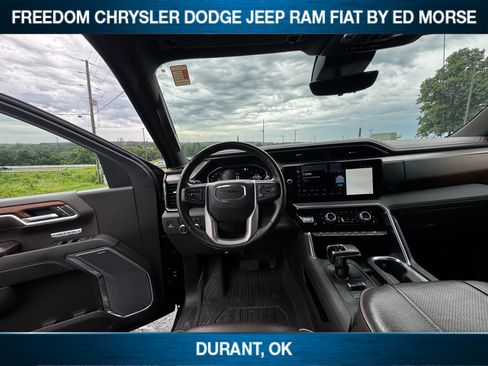 Used 2023 GMC Sierra 1500 Denali w/ Denali Reserve Package AWD/4WD image 14