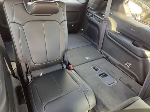 New 2026 Jeep Grand Cherokee L Limited image 15