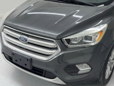 Used 2018 Ford Escape Titanium image 11