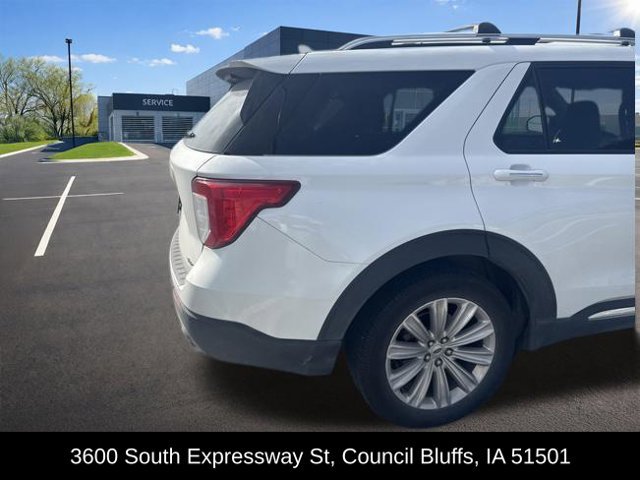 Used 2021 Ford Explorer Limited w/ Equipment Group 301A AWD/4WD image 9