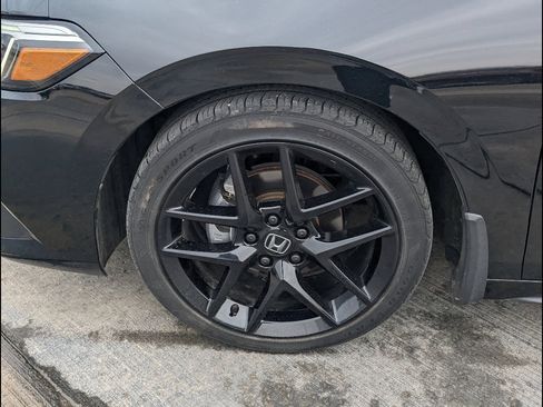 Used 2023 Honda Civic Sport image 14