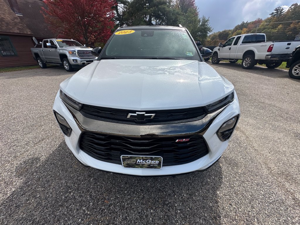 Used 2023 Chevrolet TrailBlazer RS w/ Sun and Liftgate Package FWD image 8