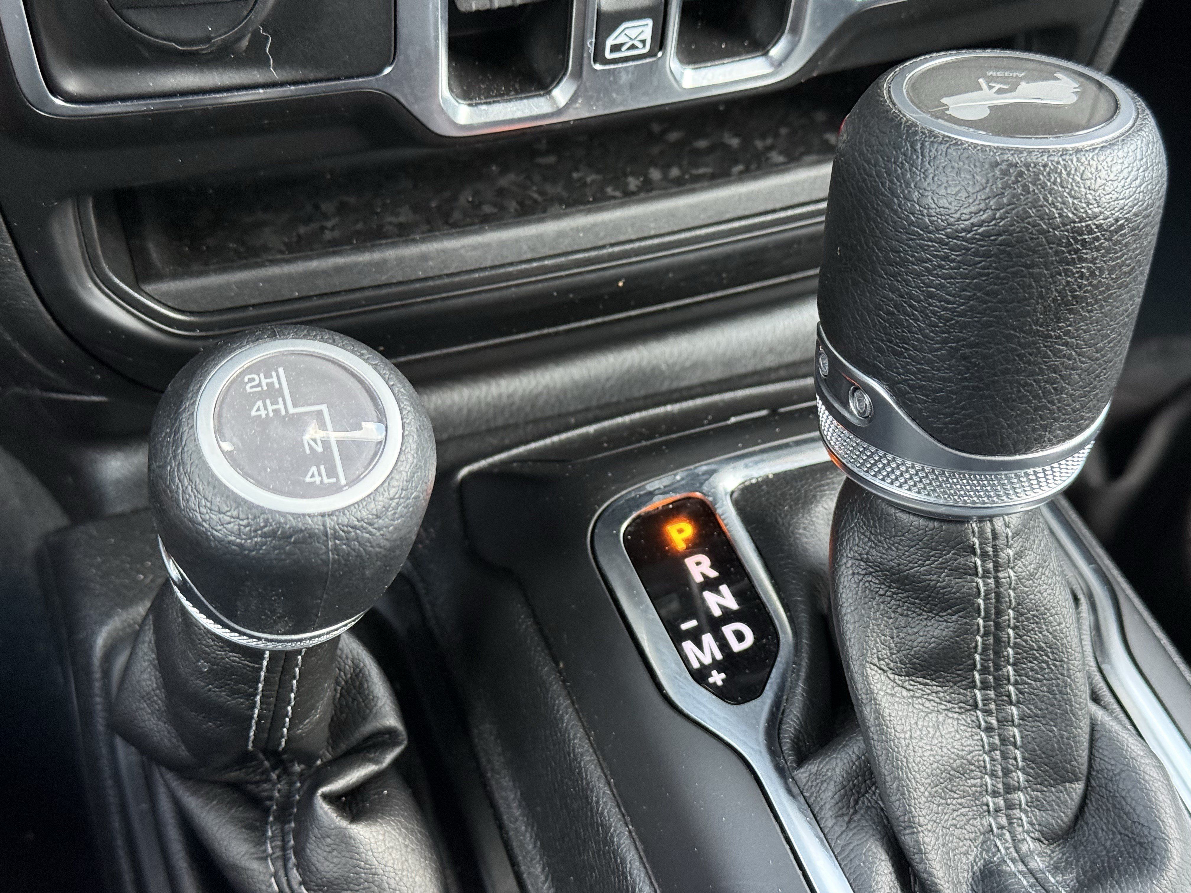 Used 2026 Jeep Wrangler Unlimited Sahara AWD/4WD image 26