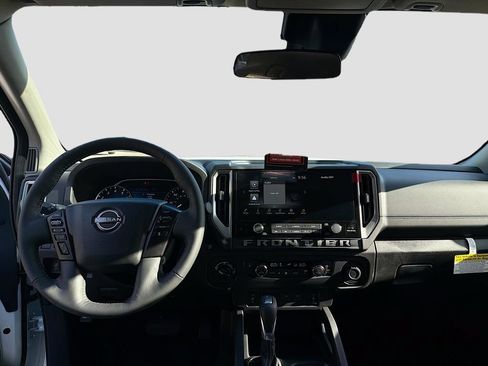 New 2026 Nissan Frontier SV w/ All-Weather Content Package AWD/4WD image 24