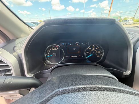 Used 2015 Ford F150 Lariat AWD/4WD image 14