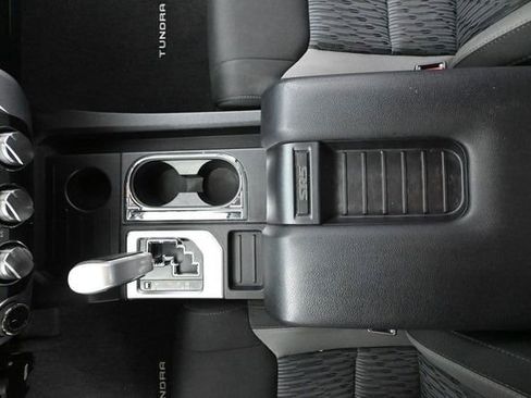 Used 2015 Toyota Tundra SR5 image 32