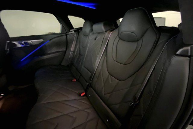 Used 2023 BMW XM AWD/4WD image 12