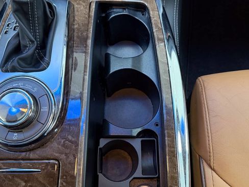 Used 2016 INFINITI QX80 4WD w/ Signature Edition Package image 51