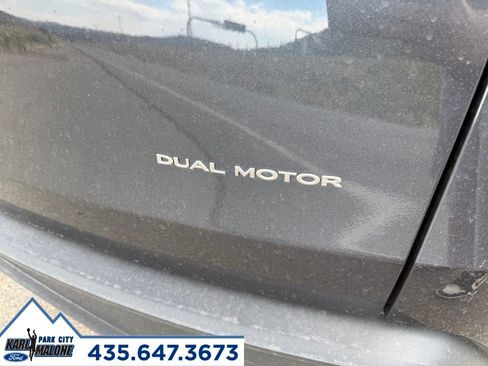 Used 2026 Tesla Model Y AWD image 10