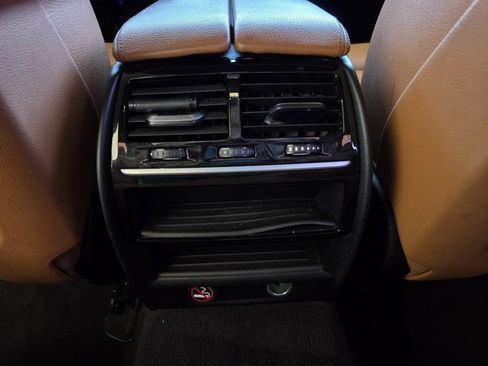 Used 2019 BMW 540i w/ Executive Package RWD image 19
