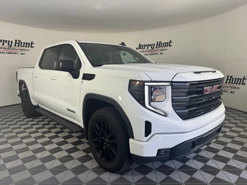 Used 2023 GMC Sierra 1500 Elevation AWD/4WD image 6