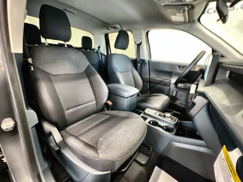 New 2025 Ford Maverick XL image 23