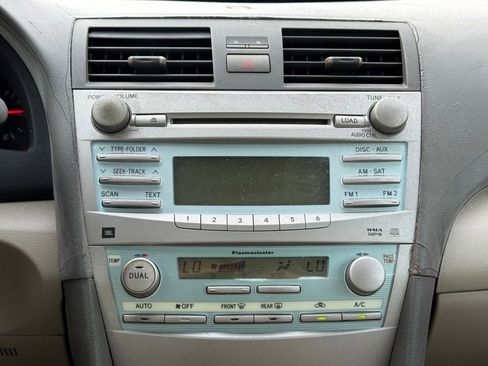 Used 2008 Toyota Camry XLE image 11