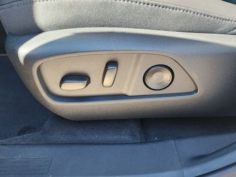 New 2026 GMC Terrain AT4 w/ Convenience Package III image 17