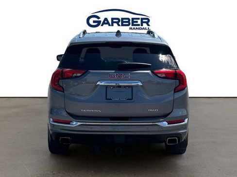 Used 2019 GMC Terrain Denali w/ Driver Alert Package II AWD/4WD image 4