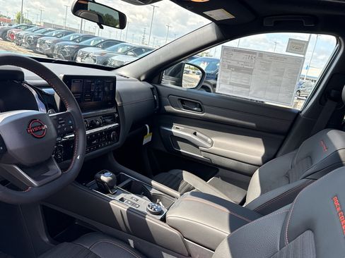 New 2026 Nissan Pathfinder Rock Creek AWD/4WD image 25