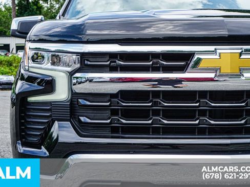 Used 2025 Chevrolet Silverado 1500 LT RWD image 12
