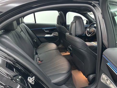 Used 2026 Mercedes-Benz E 350 Sedan image 24