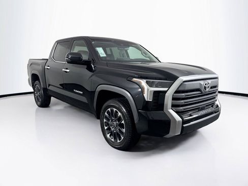 Used 2023 Toyota Tundra Limited w/ Power Package AWD/4WD image 10