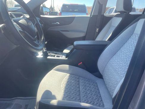 Used 2023 Chevrolet Equinox LT image 19