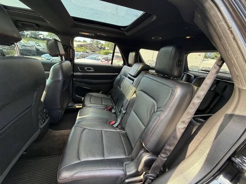 Used 2016 Ford Explorer Sport w/ Equipment Group 401A AWD/4WD image 12