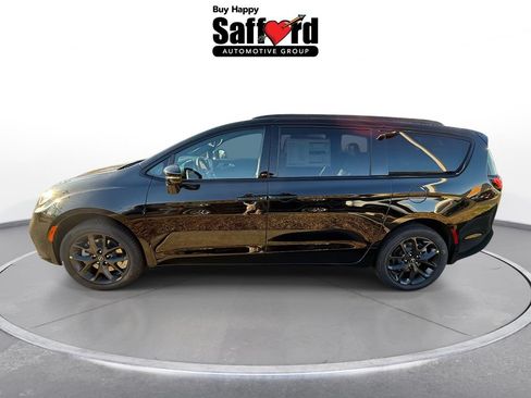 New 2026 Chrysler Pacifica Limited w/ S Appearance Package AWD/4WD image 5