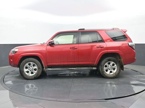 Used 2021 Toyota 4Runner SR5 RWD image 7