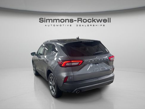 Used 2025 Ford Escape ST-Line AWD/4WD image 3
