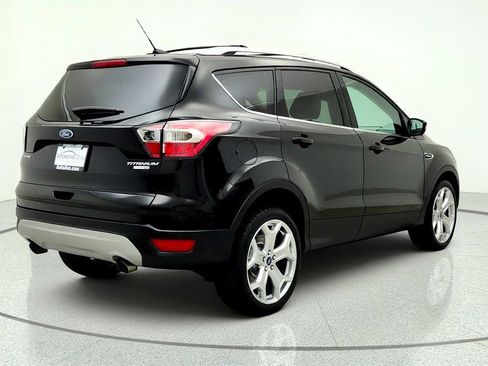 Used 2017 Ford Escape Titanium AWD/4WD image 5