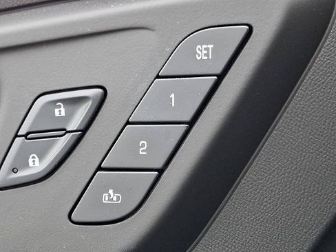 Certified 2025 Chevrolet Malibu LT FWD image 24
